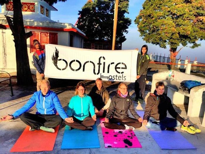 Bonfire Hostels Rishīkesh Eksteriør bilde